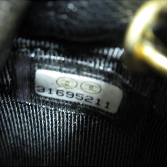 100% Authentic Chanel Drawstring Mini Chain Shoulder Bag Lambskin Black - Picture 8 of 10